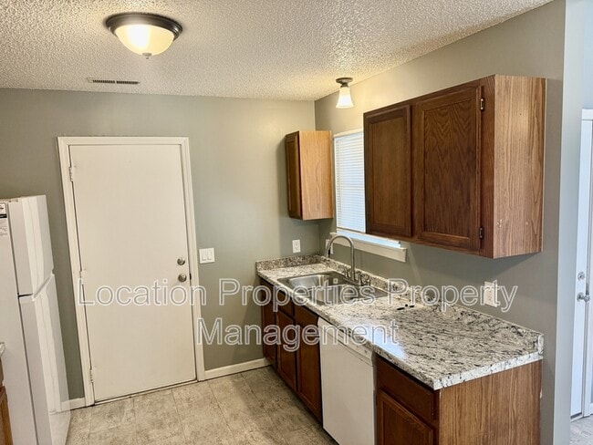Photo - 1404 E 21st Terrace