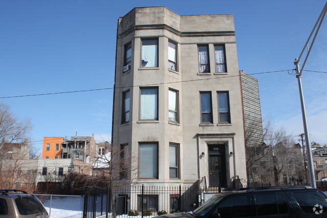 Building Photo - 4041 S Calumet Ave Rental
