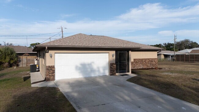 Photo - MOVE IN WITH ZERO DEPOSIT - UPDATED 3 BEDROOM HOME IN VENICE