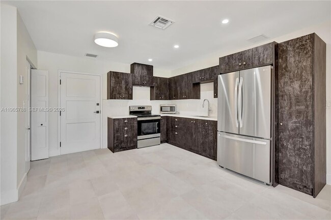 Photo - 5980 SW 40th Ave