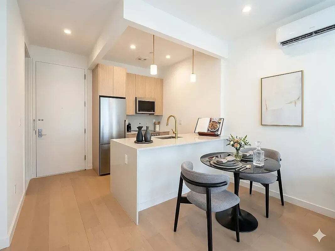 Photo - 285 Kingsland Ave Unit 3A