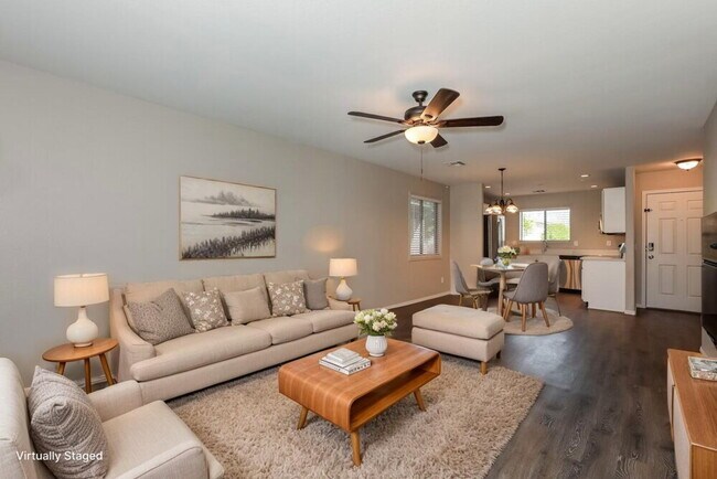 Photo - 1101 E Desert Rose Trail