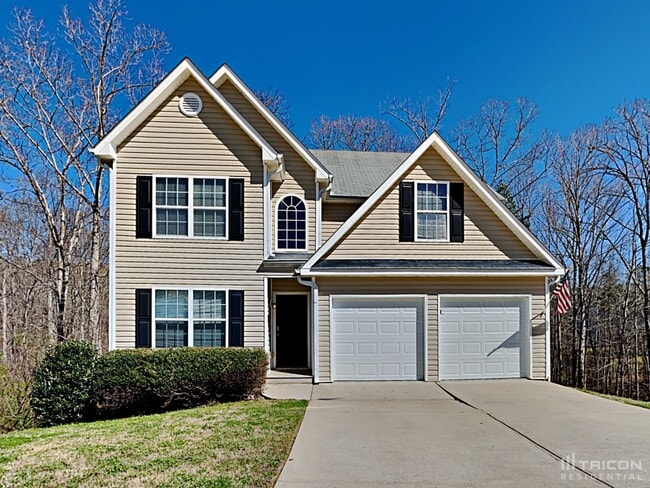 Photo - 211 Millstream Ridge