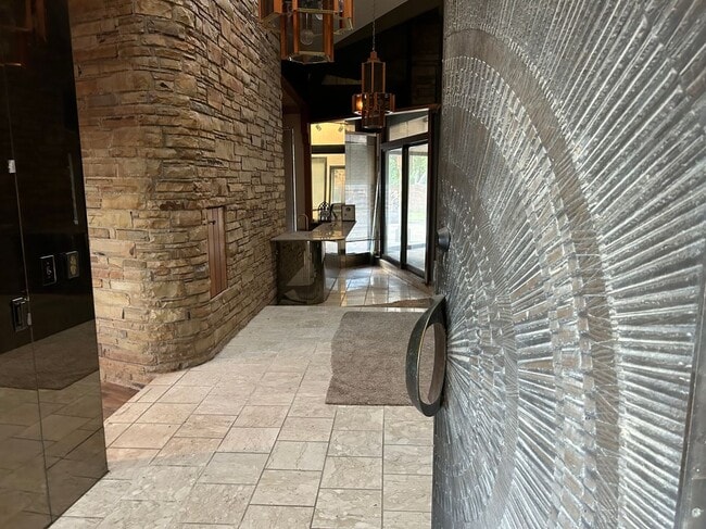 Photo - 108 Timberlake Ct