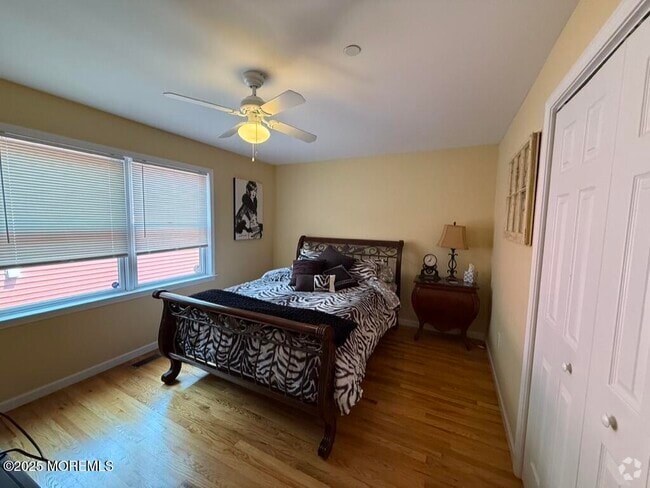 Building Photo - 132 Hancock Ave Unit 3 Rental