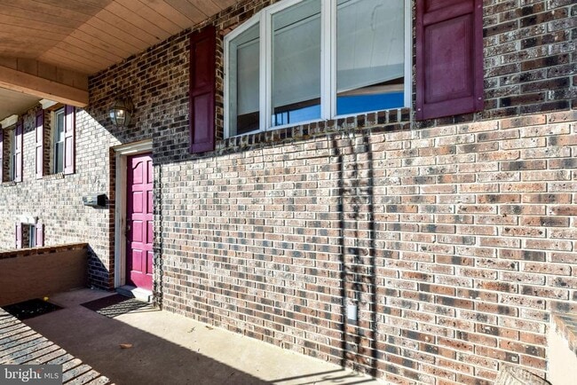 Photo - 722 Glenside Dr
