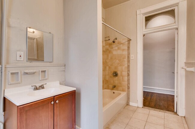 Photo - 2907 N Calvert St