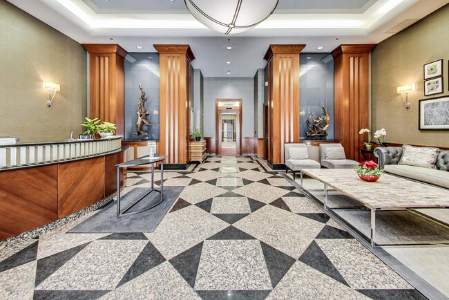 Photo - 545 N Dearborn St