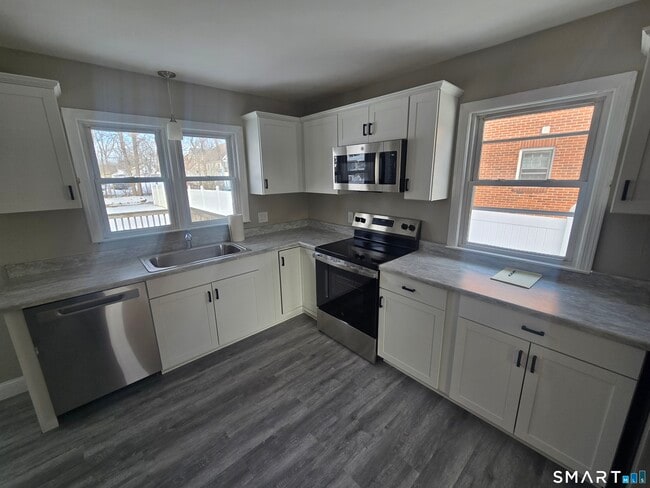 Photo - 3 Myrtle Ave