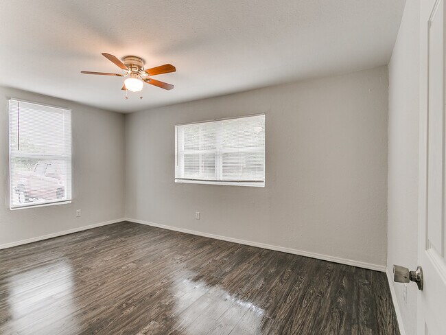 Photo - Level 2 Apartments