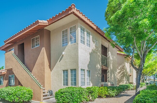 Diamondhead Apartments