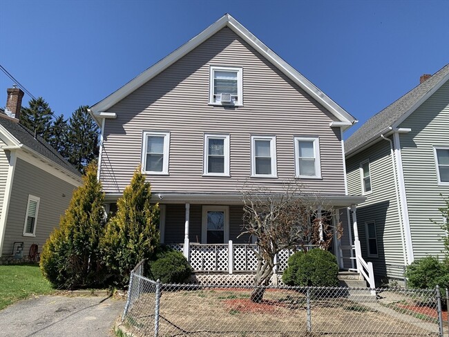 Photo - 103 Howe St Apartment Unit 1