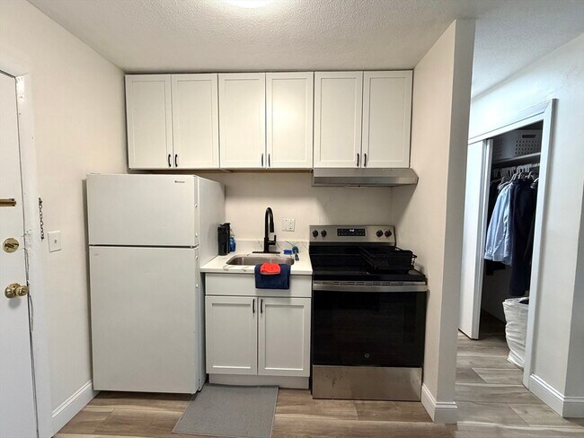 Photo - 720 Bennington St Unit 207