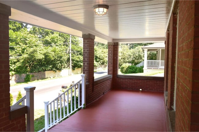 Photo - 149 Lake Ave