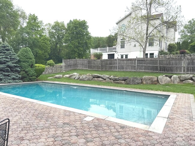 Photo - 490 W Hill Rd House