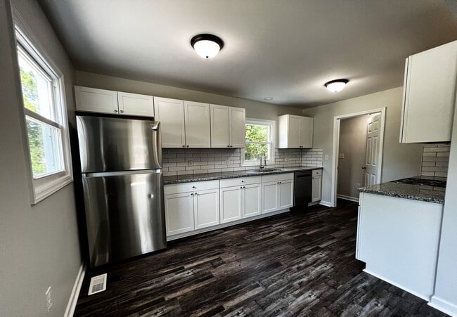 Photo - Brand New High Point 2 Bed, 1 1/2 Bath wit...