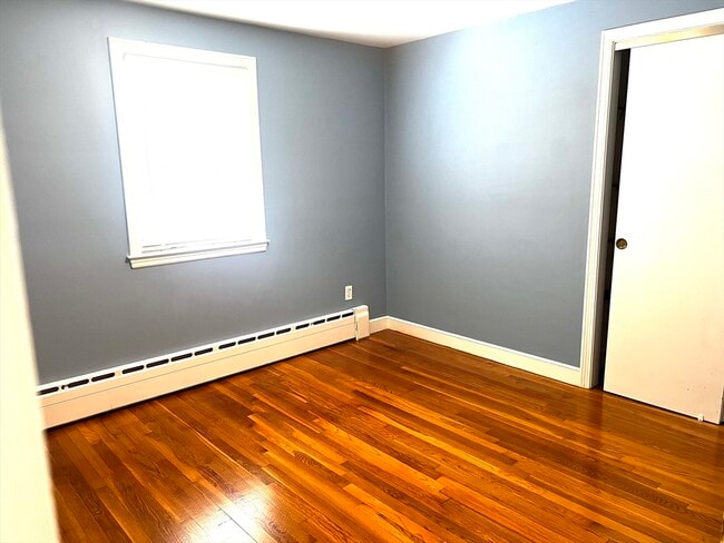 Photo - 7 Madden Ave