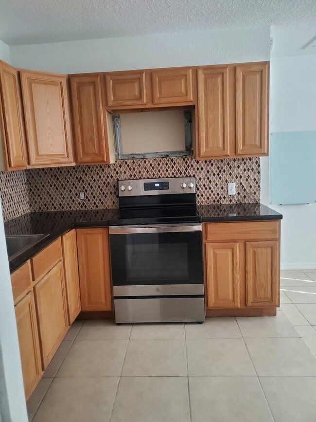 Photo - 1806 Grasmere Dr