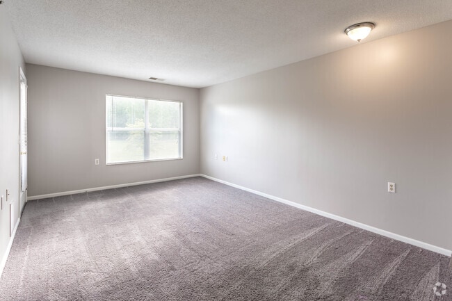 1 BR, 1 BA - 700 SF