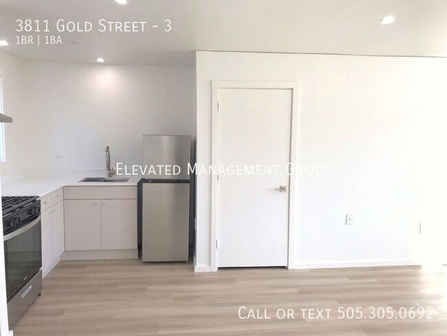 Photo - 3811 Gold St Unidad 3