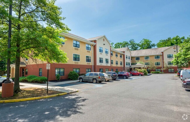 Building Photo - Furnished Studio-Red Bank - Middletown Rental