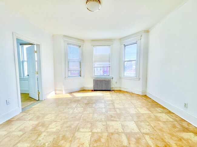 Photo - 331 Princeton Ave Unit 2