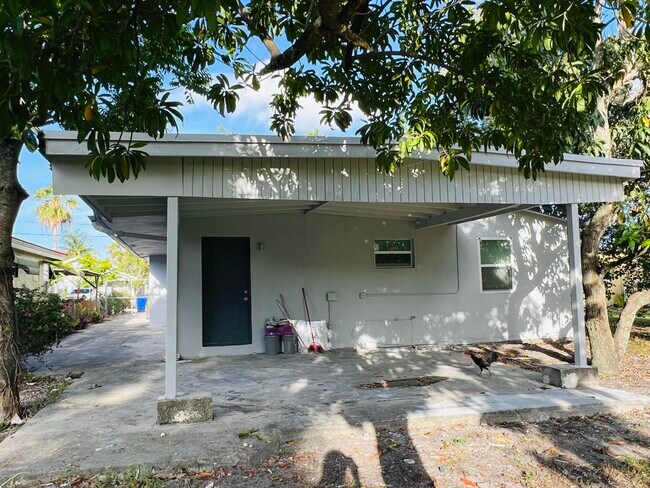 Photo - 525 NW 22nd Ave