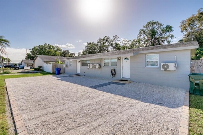 Building Photo - 13496 W Rena Dr Rental