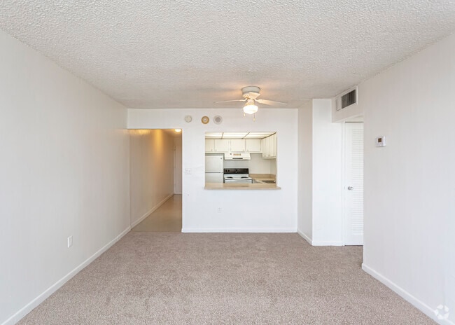 1 BDR / 1 BA