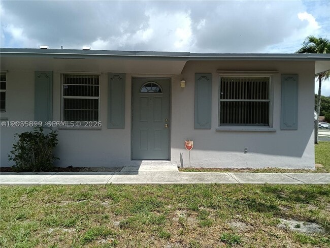 Building Photo - 1502-1504 N 57th Ave