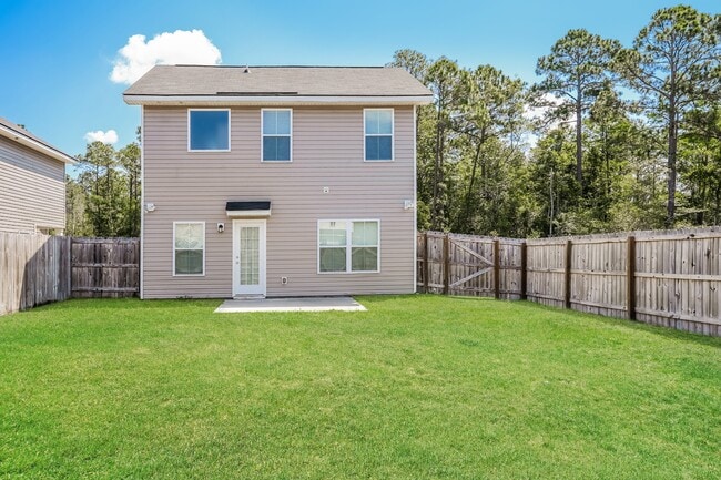 Photo - 135 Sugarberry Cir