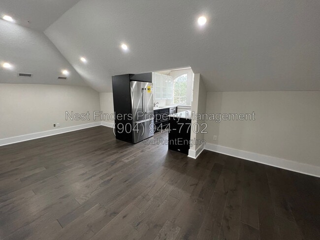 1541 Riverside Ave Unit 7