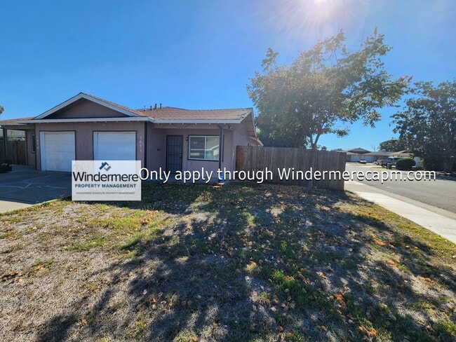 Photo - 5674-5674 Valley Vale Way