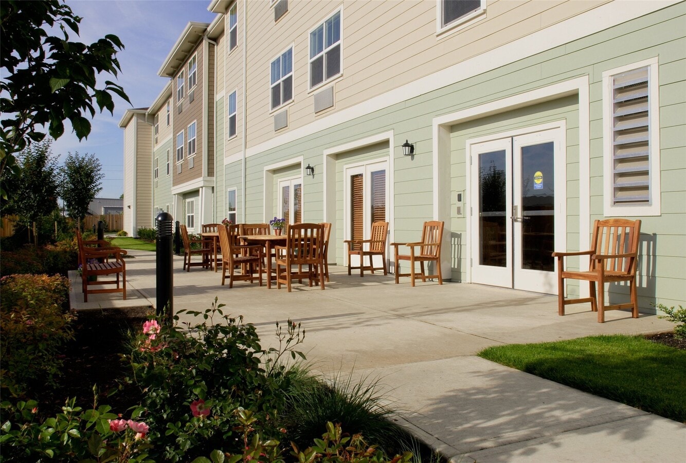 Photo - 3524 Fisher Rd NE