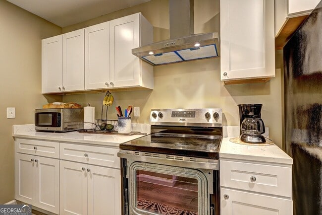 Photo - 1976 Peach Shoals Cir