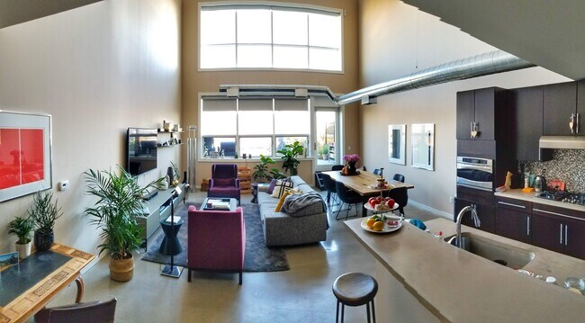 Open Concept First Floor with access to large terrace - 444 W Willis St Condo Unit 514