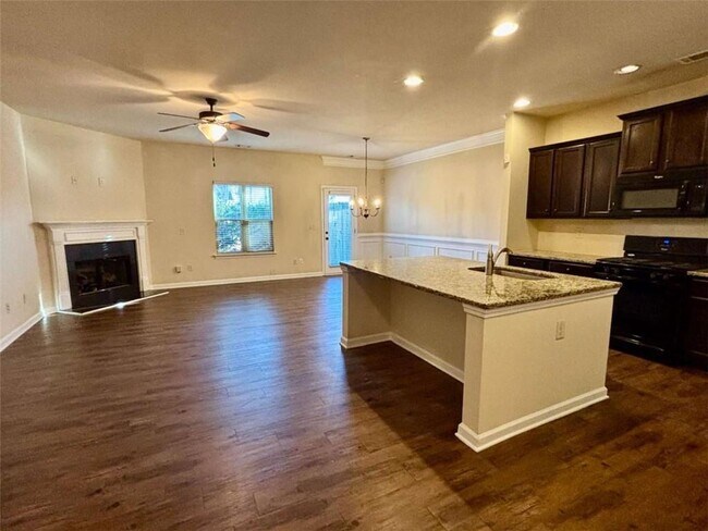 Photo - 2723 Morgan Glen Rd NE