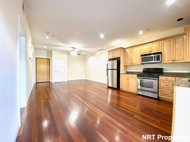 Photo - 661 Bennington St Unit 2