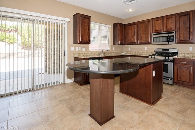 Photo - 10328 Trillium Dr