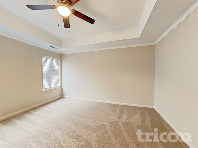 Photo - 514 Lobdale Falls Dr