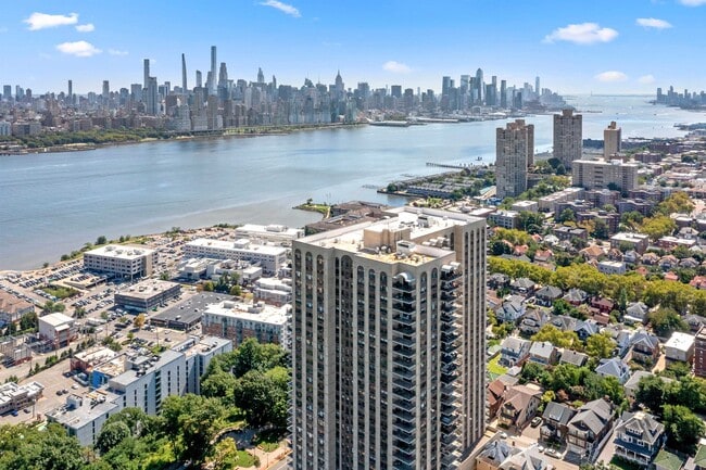 Building Photo - 7855 JFK Blvd E Unit 27H