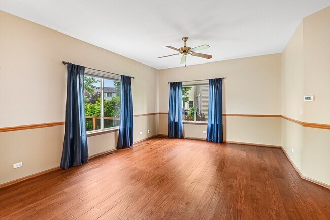 Photo - 971 Lakestone Ln