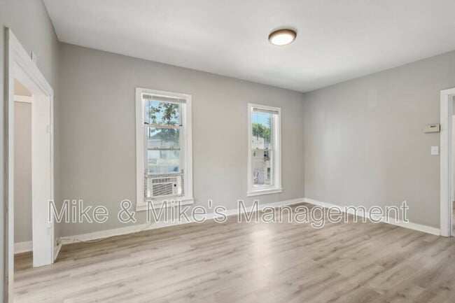 Photo - 506 E Linus St