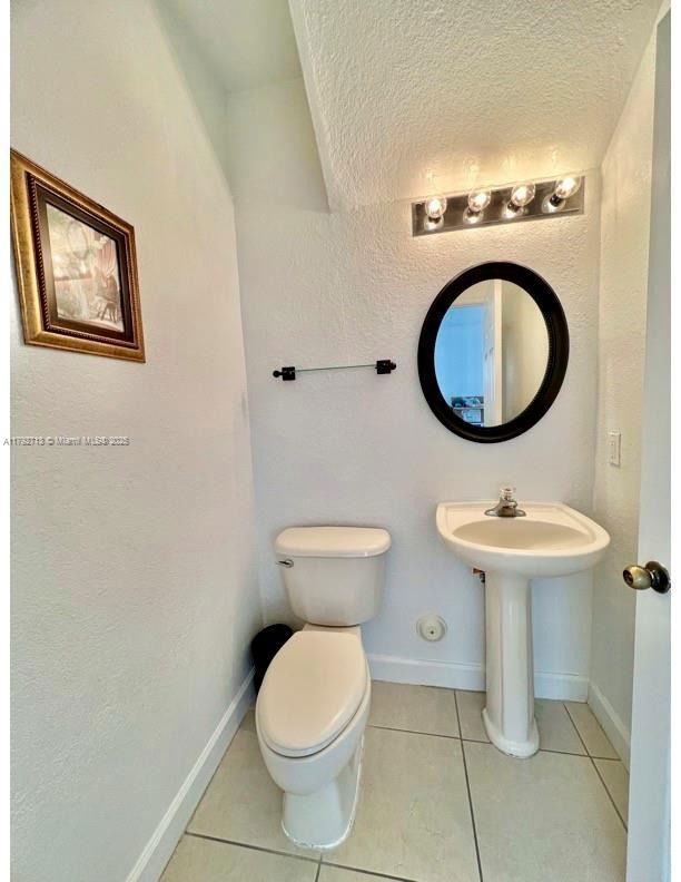 Photo - 3141 NE 3rd Dr