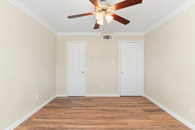Photo - Limited-Time Offers | Schedule Your Tour T... Unidad FPL