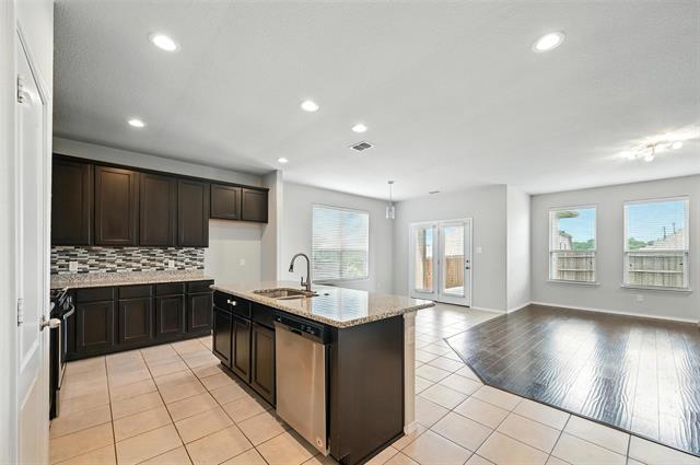 Photo - 1724 Long Meadow Rd