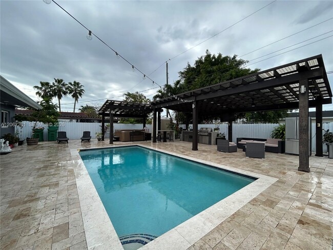 Photo - 6202 SW 107th Ave