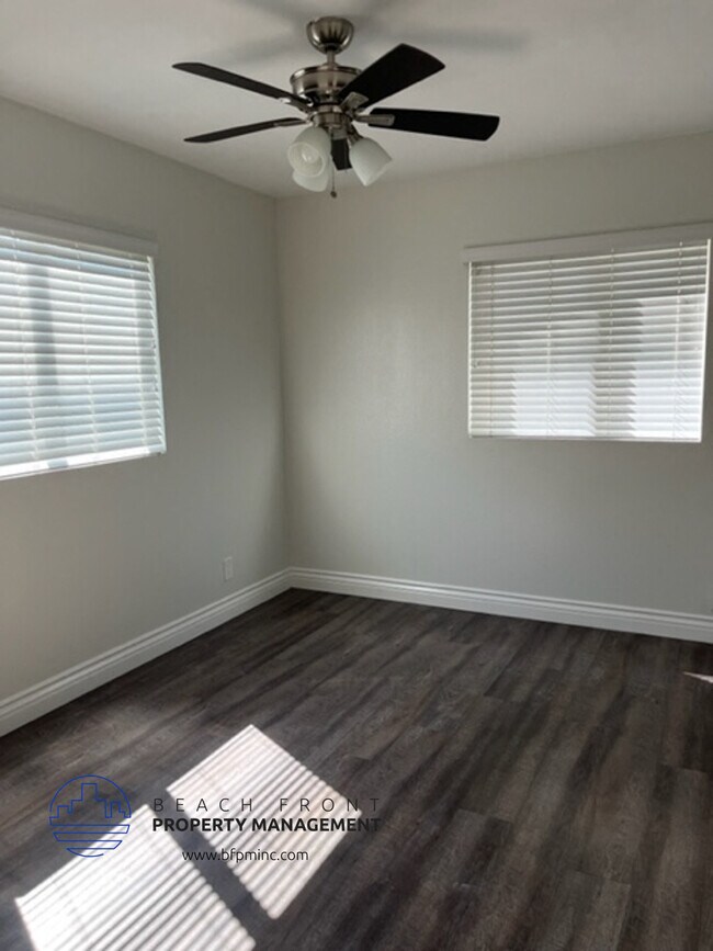 9928-9934 Rose St.