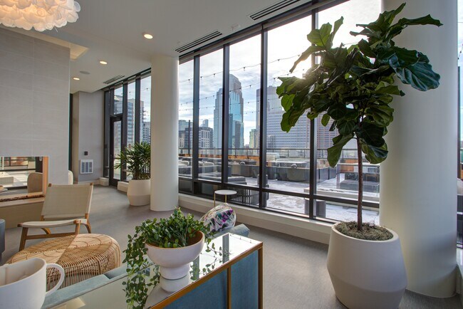 Photo - 270 Hennepin