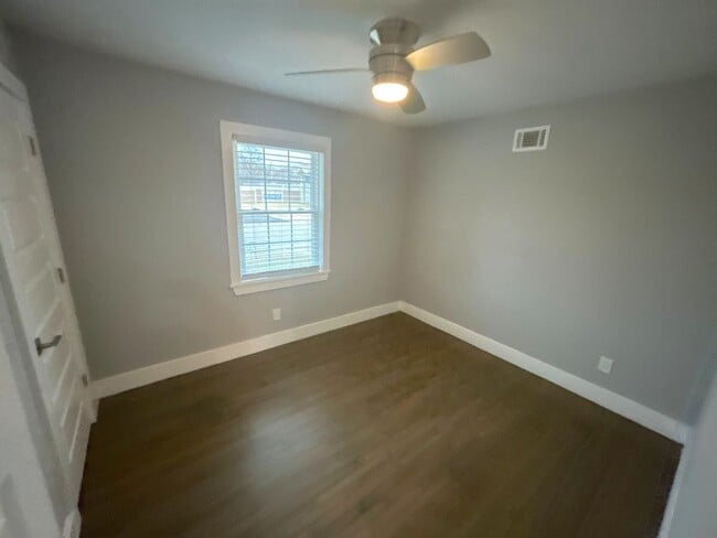 Photo - 1745 Lanier Ln